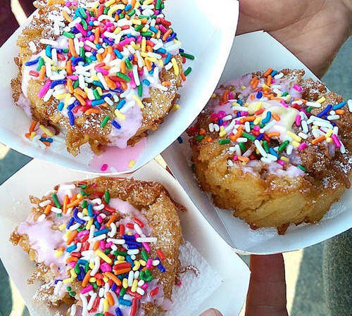 高人氣《Ramnut拉麵甜甜圈》網路瘋傳的美食開賣了 高人氣《Ramnut拉麵甜甜圈》網路瘋傳的美食開賣了