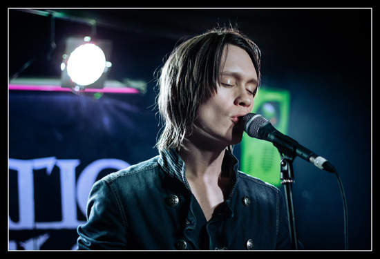 翻唱動漫歌曲的帥哥《PelleK》熱血度破表 養眼又養耳啊ww 翻唱動漫歌曲的帥哥《PelleK》熱血度破表 養眼又養耳啊ww
