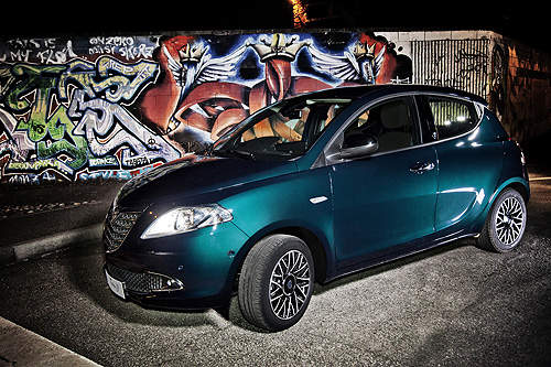 《Lancia Ypsilon 30th Anniversary Edition》日內瓦車展現身 《Lancia Ypsilon 30th Anniversary Edition》日內瓦車展現身