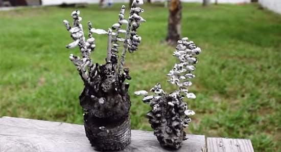 《液態鋁西瓜雕塑》換成西瓜就可以取出漂亮的鋁雕塑喔