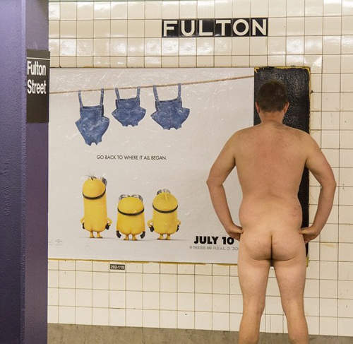 《美國曬尻紳士》這位孤高的戰士的屁股已經露了三年 《美國曬尻紳士》這位孤高的戰士的屁股已經露了三年