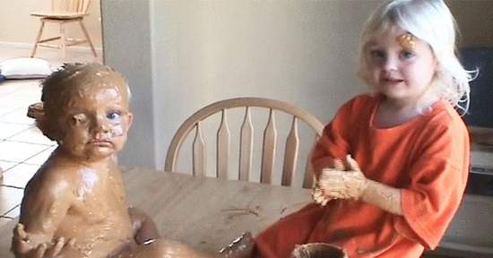 《姊姊是個邪惡的生物》只有弟弟妹妹才能體會的真相