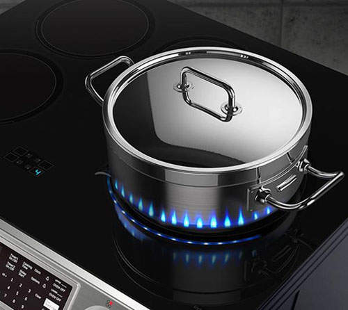 2015 CES展《用這虛擬假火怎麼煮菜啦》就煮一桌虛擬食物讓你虛擬飽啊（喂）