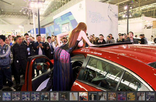 2014年《卡卡車展文章TOP 10》香車美人通通有