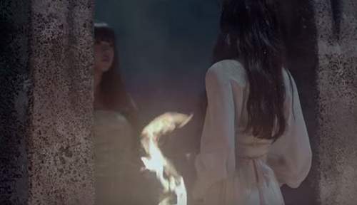 暗藏玄機的MV《CLOSER》據說只有天才中的天才才能看出端倪(推眼鏡) 暗藏玄機的MV《CLOSER》據說只有天才中的天才才能看出端倪(推眼鏡)