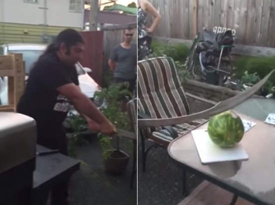 老外玩《大刀破西瓜》結果最後破掉的是...