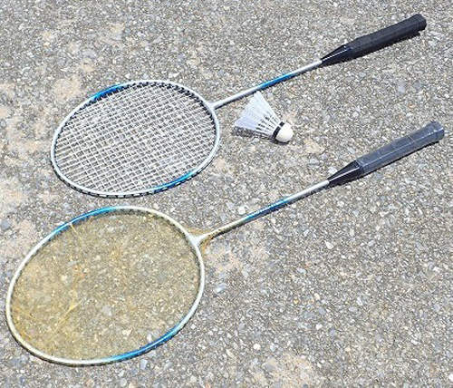 《蜘蛛網羽毛球拍》可以打真的是屌炸天啦