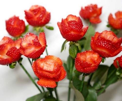 可以吃的玫瑰花《草莓玫瑰花》不能再說送花很浪費囉www