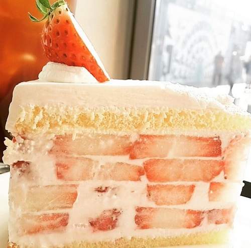 韓網友瘋《超紮實草莓蛋糕》這東西看起來好邪惡阿阿