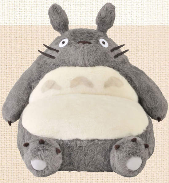 《龍貓單人小沙發》可以坐在龍貓的肚子上好像很舒服～