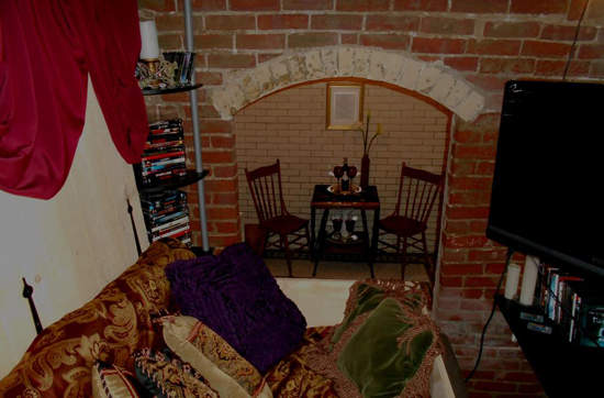 《來去墓室住一晚》但退房時間竟然是凌晨？！