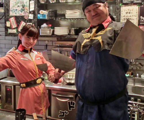 《吉翁大阪燒》我想從外觀來看老板應該是個吉翁迷(廢話) 《吉翁大阪燒》我想從外觀來看老板應該是個吉翁迷(廢話)