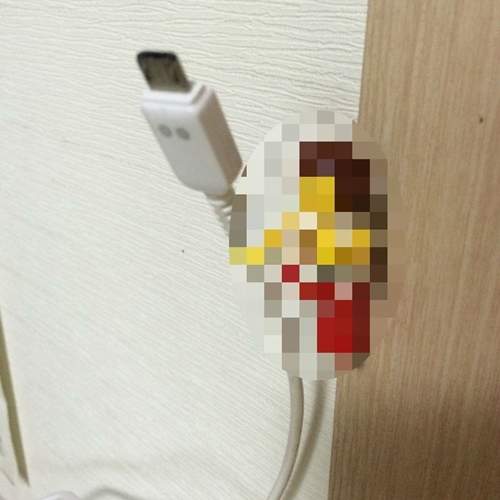 網友發現《出乎預料好用的線夾》我真的沒想到這東西能這樣用阿(驚) 網友發現《出乎預料好用的線夾》我真的沒想到這東西能這樣用阿(驚)