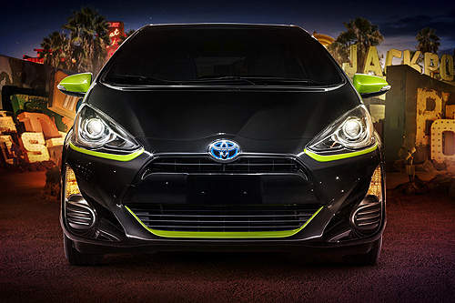 限量《Toyota Prius c Persona Series》黑配綠還是黑配紅好呢? 限量《Toyota Prius c Persona Series》黑配綠還是黑配紅好呢?