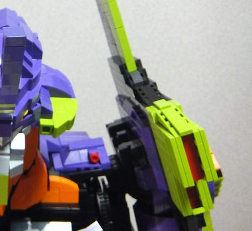 《樂高初號機》120公分就跟小學生一樣高 《樂高初號機》120公分就跟小學生一樣高