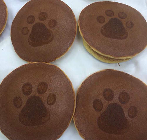 《貓肉球銅鑼燒》每個月29日的肉球祭才買得到的夢幻甜點(蓋) 《貓肉球銅鑼燒》每個月29日的肉球祭才買得到的夢幻甜點(蓋)