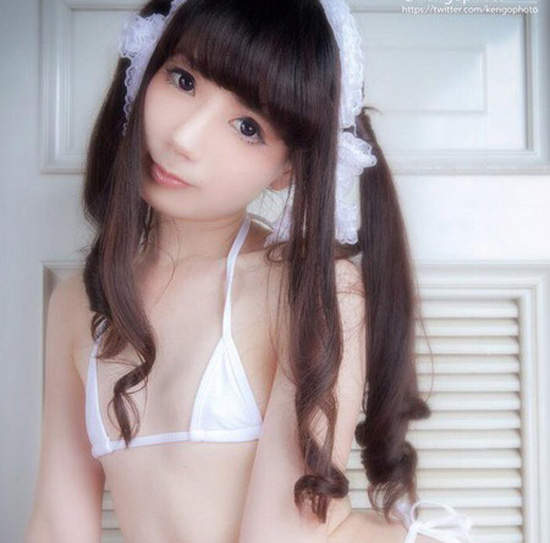 《宅宅愛COser》反而是一種特色的貧乳骨感小隻馬 《宅宅愛COser》反而是一種特色的貧乳骨感小隻馬