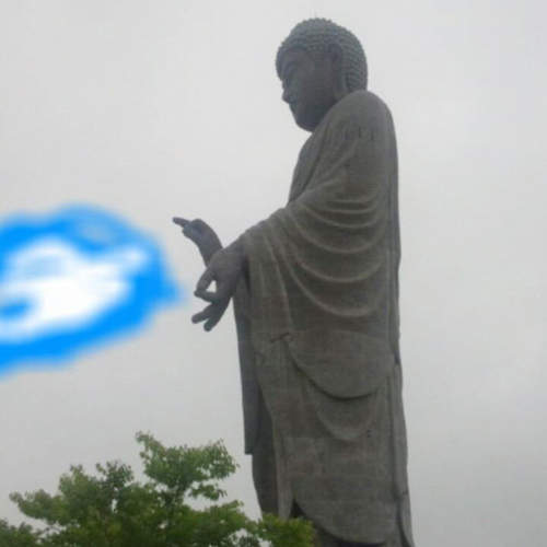 《佛也發火》牛久大佛燈會煙火 網友的照片怎麼看都有點奇怪……