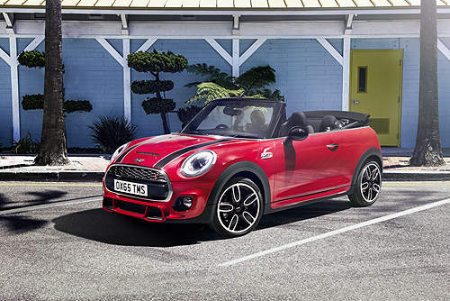 新世代《Mini Convertible》上空小迷你變得更豐滿囉 新世代《Mini Convertible》上空小迷你變得更豐滿囉
