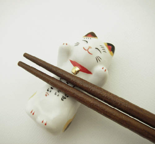 《網友曬筷架》你家的筷子也有一個舒服的地方躺嗎? 《網友曬筷架》你家的筷子也有一個舒服的地方躺嗎?