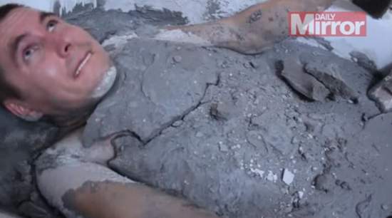 對自己《灌水泥實驗》結果差點變成消波塊 ˊ_>ˋ  對自己《灌水泥實驗》結果差點變成消波塊 ˊ_>ˋ