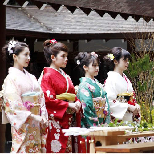 《新成人憧憬的日本女星Top 10》最理想的成熟女性又是怎樣的呢? 《新成人憧憬的日本女星Top 10》最理想的成熟女性又是怎樣的呢?