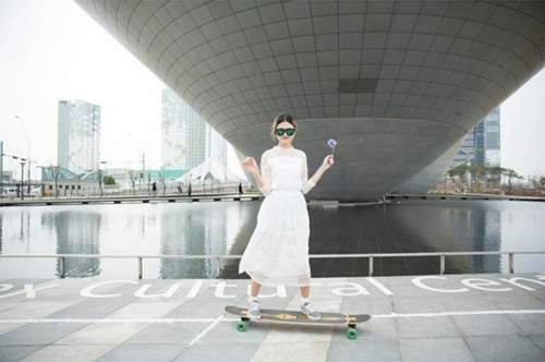 搶攻萌市場的《Longboard Dancing》急速增加 一起扭一下吧♥ 搶攻萌市場的《Longboard Dancing》急速增加 一起扭一下吧♥