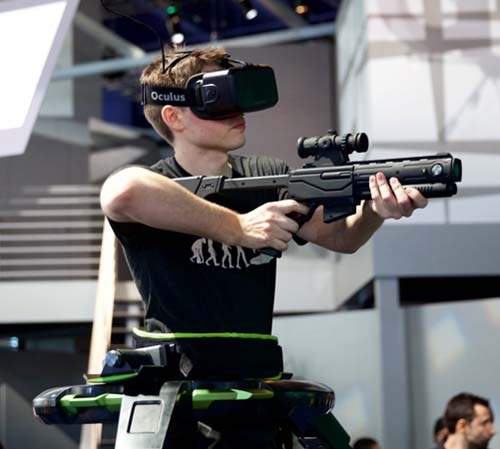 2015 CES展《超強虛擬遊戲機組》從頭到腳都虛擬進遊戲裡玩起來才真的爽快 2015 CES展《超強虛擬遊戲機組》從頭到腳都虛擬進遊戲裡玩起來才真的爽快