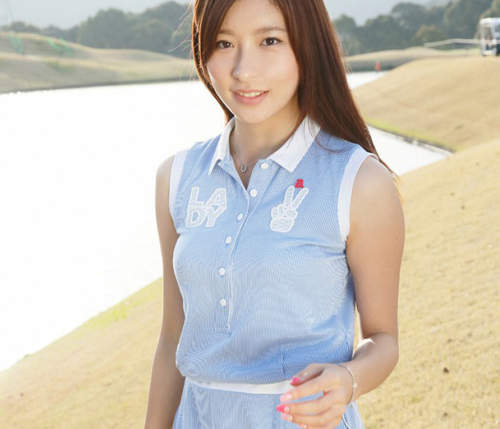 《高爾夫球之花藤田美里》美人姊妹姐姐還是選手藤田光里喔 《高爾夫球之花藤田美里》美人姊妹姐姐還是選手藤田光里喔