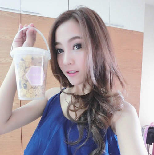 《美眉泰正點》jammie是個喜歡喝星巴克的美女