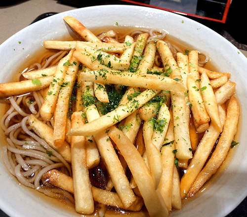 超嶄新《薯條蕎麥麵》意外美味的話題新吃法