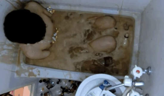 《新種泡泡浴》泡在可樂裡當然就要加曼陀珠啦 《新種泡泡浴》泡在可樂裡當然就要加曼陀珠啦