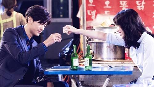 《學歷越高越愛喝酒》這是肯定句還是疑問句? 《學歷越高越愛喝酒》這是肯定句還是疑問句?