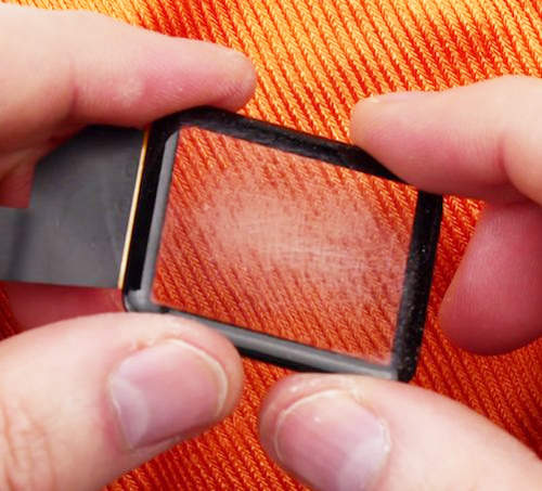 《誰是 Apple Watch 防刮螢幕的天敵》兩段影片的實驗結果怎麼不一樣(囧) 《誰是 Apple Watch 防刮螢幕的天敵》兩段影片的實驗結果怎麼不一樣(囧)