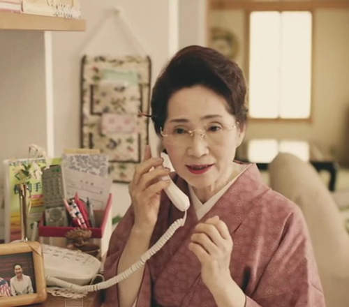 爆笑《詐騙電話對應》媽媽一不小心就出賣惹兒子的秘密wwww 爆笑《詐騙電話對應》媽媽一不小心就出賣惹兒子的秘密wwww