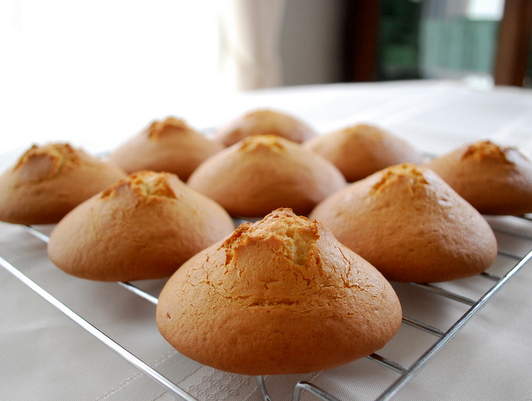 日本傳統點心《甘食》在關東很有名但關西人沒聽過? 日本傳統點心《甘食》在關東很有名但關西人沒聽過?