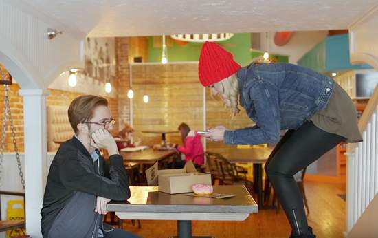 《Instagram先生》悲情告白：我好像老婆的人形自拍棒......