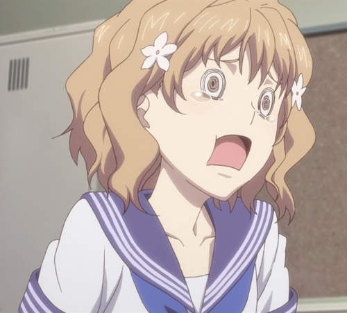 《花開物語聖地危機》車站快要被供品塞爆了……