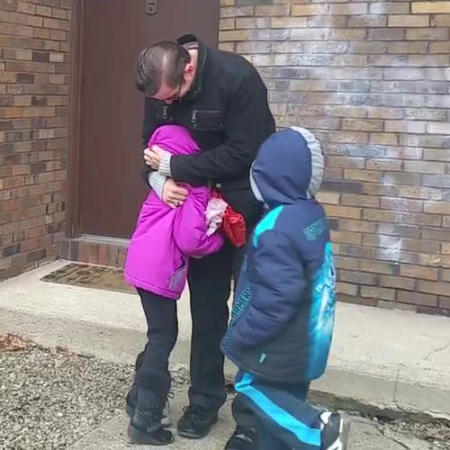 戴上《色盲眼鏡》第一次看到色彩的感動