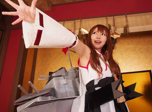 《艦娘金剛挺進立法院》拜託委員救救我躺在深海的老婆……