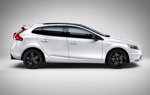 限量《Volvo V40 Carbon》穿上勁裝當然也要更會跑 限量《Volvo V40 Carbon》穿上勁裝當然也要更會跑