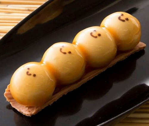 《偽御手洗糰子》假裝成和菓子但其實是蛋糕的新感覺甜點 《偽御手洗糰子》假裝成和菓子但其實是蛋糕的新感覺甜點