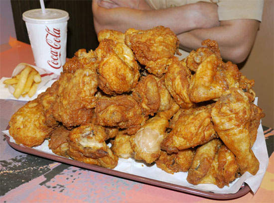 日本《肯德基吃到飽》限制45分鐘 能吃多少就拼命吃吧