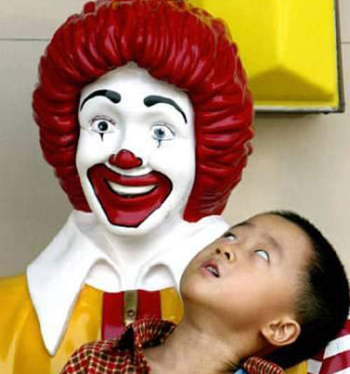 《日本麥當勞的10大都市傳說》太恐怖了 先喝一杯可樂壓壓驚？