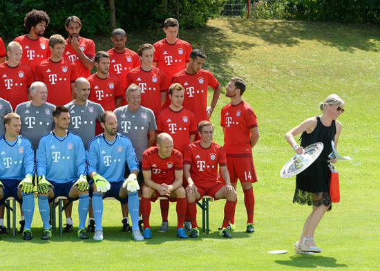 《足球場助理事件》結果全隊一起變PS素材 《足球場助理事件》結果全隊一起變PS素材