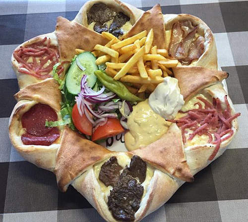 10個《怪怪披薩》只能自己想像這些pizza吃起來的感覺 10個《怪怪披薩》只能自己想像這些pizza吃起來的感覺