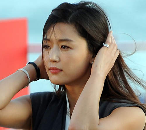 簡單《改變髮質》姊隨便撥兩下也柔柔亮亮