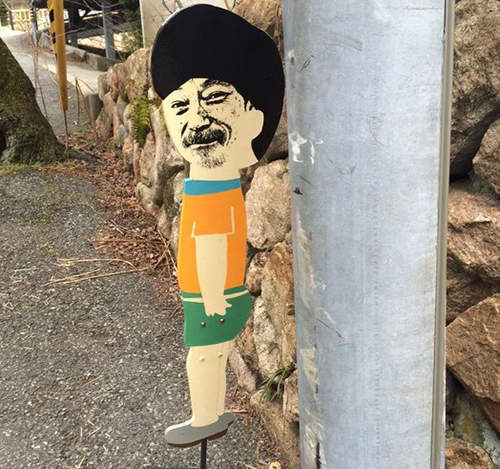 不舒服《注意行人看板》到底是想提醒你還是嚇死你www