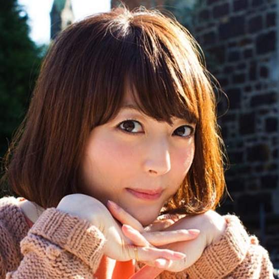 聲優《花澤香菜》15歲照片 果然女神從小就超美的啊XD 聲優《花澤香菜》15歲照片 果然女神從小就超美的啊XD