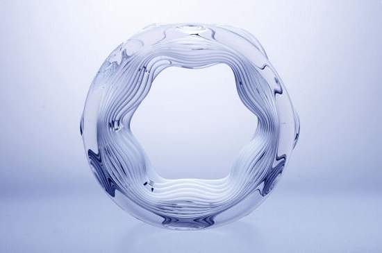 印製玻璃的《3D印表機》不可想像的美麗玻璃工藝品就這樣誕生了 印製玻璃的《3D印表機》不可想像的美麗玻璃工藝品就這樣誕生了